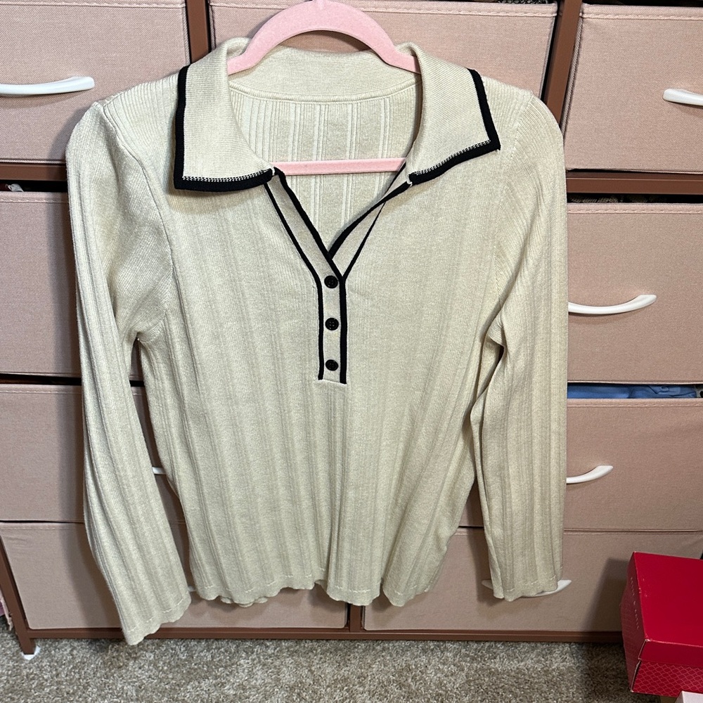 Chic Cream Button-Down Women's Shirt with Black Trim